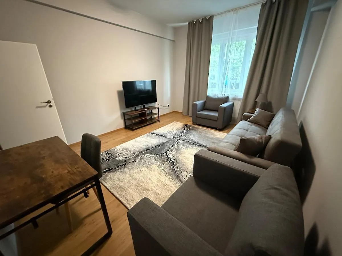 Deluxe Apartment With 2 Rooms L-Peony  Köln