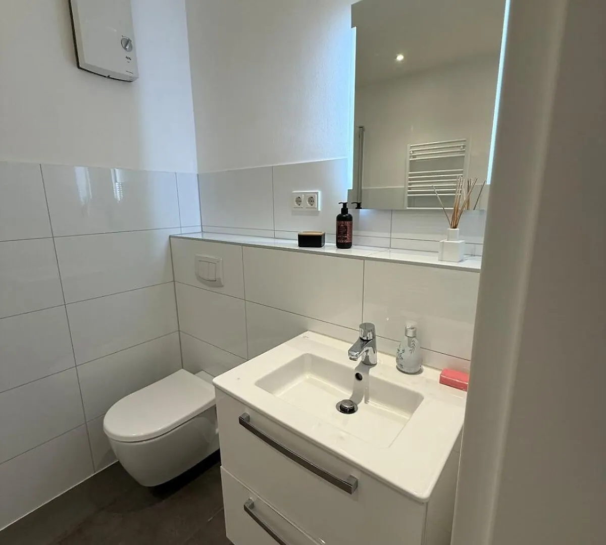 Deluxe Apartment With 2 Rooms L-Peony 0*, Köln Németország